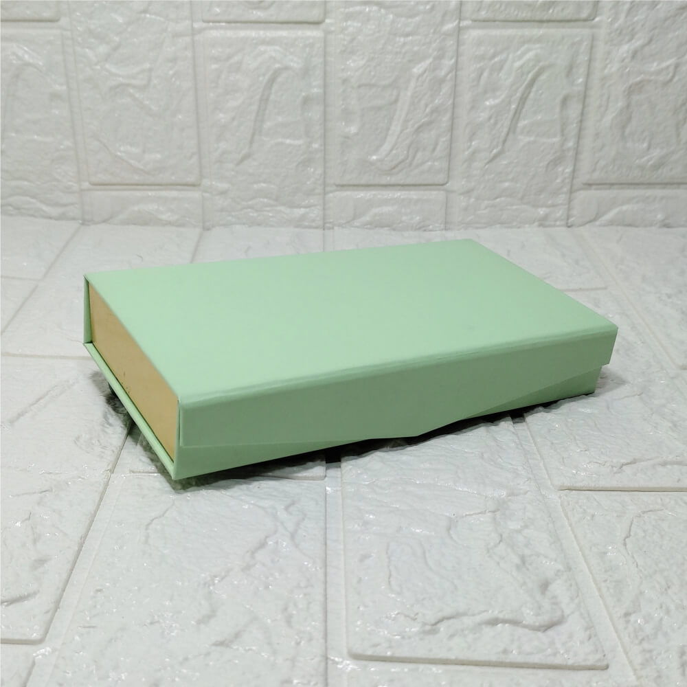 8 Cavity Green Chocolate Box